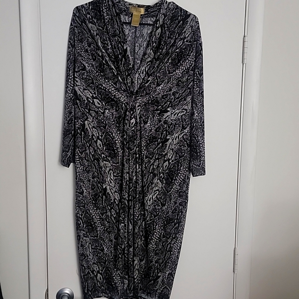 Tina Knowles black and white  snake skin dress size 2x 20
